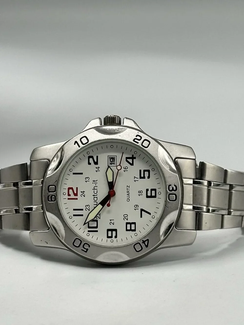 Watch-It Men’s Watch Silver Tone White Dial Date Window New Battery 8